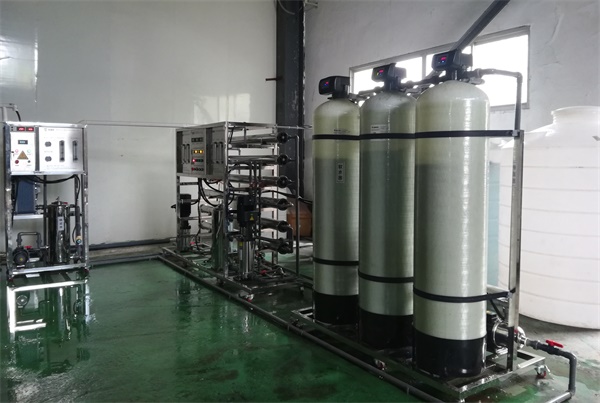 超純水機-安徽桐城順彤包裝與成都奧邁簽訂超純水機采購合同！